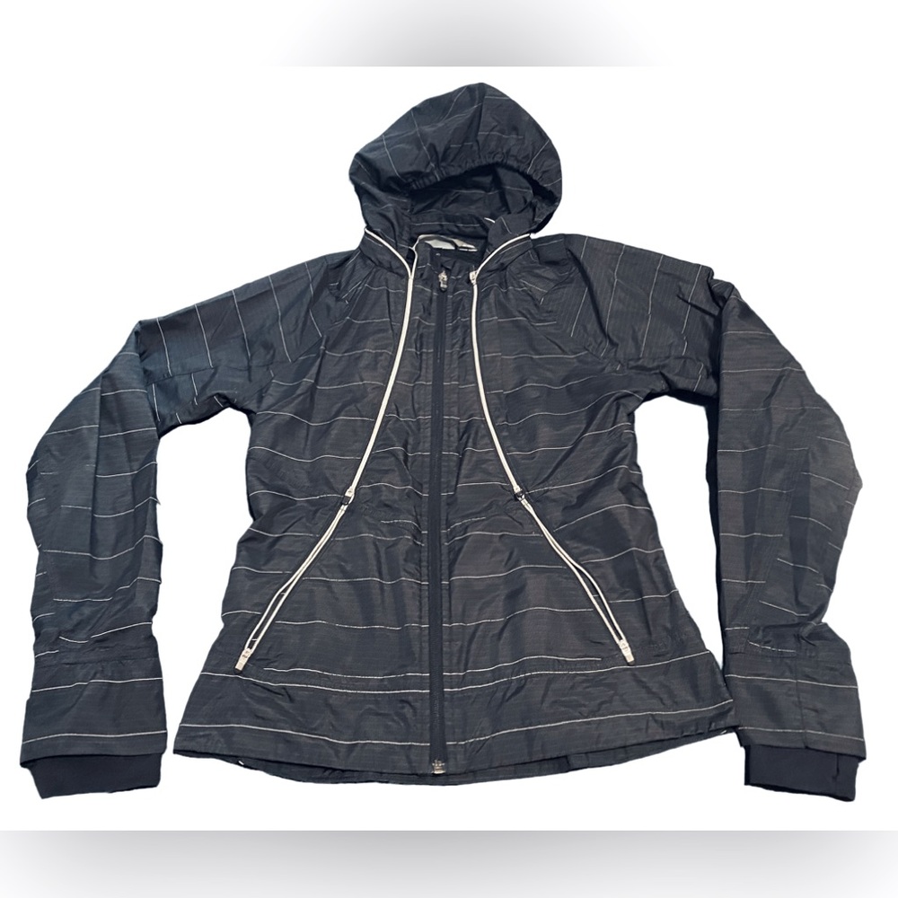 Athleta Run On Windbreaker Jacket Hidden Hood Reflective Stripes Black Sz Large
